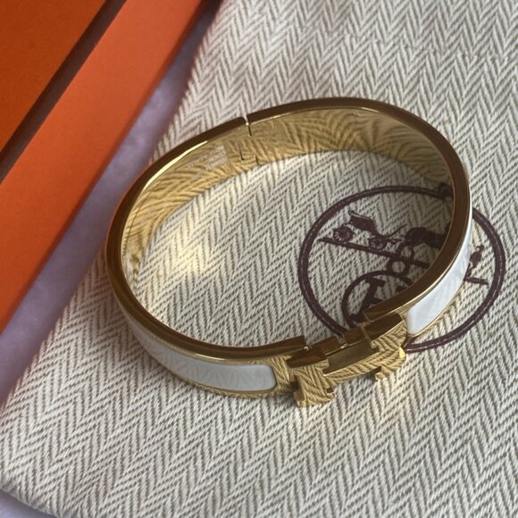 NWT Clic Enamel Bracelet Blanc White Gold, size Small - Picture 8 of 8